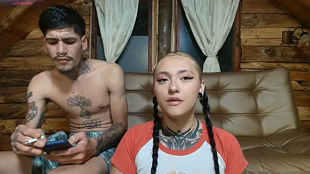 Laurensex4 online show from October 2025 04:00:02 AM