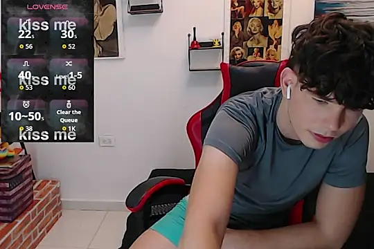 Angelo-cianuro- online show from October 2025 10:29:02 PM