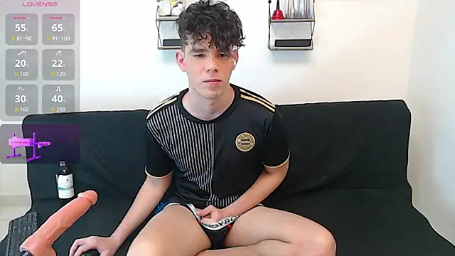 Angelo-cianuro- online show from May 2026 11:34:02 PM