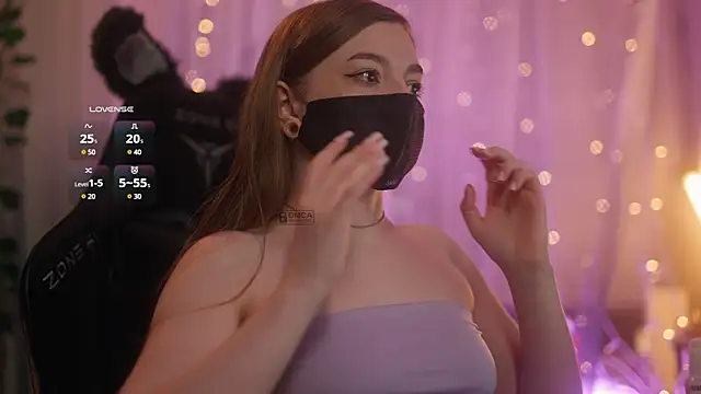 Snapshot of aarimass chatting on February 2025 04:59:01 PM aarimass online show from February 2025 04:59:01 PM