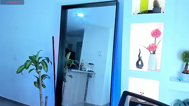 Snapshot of teemotwink chatting on November 2025 10:01:01 PM teemotwink online show from November 2025 10:01:01 PM