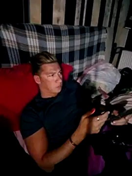 Lovely milk online show from November 2025 08:43:01 PM