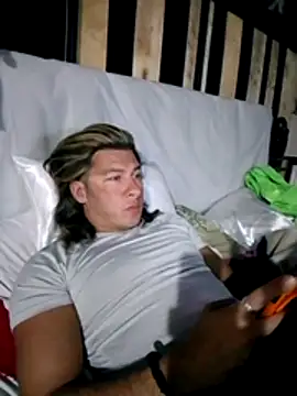 Lovely milk online show from November 2025 09:58:02 PM