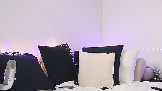 LikaBerry1 online show from January 2025 09:29:02 PM