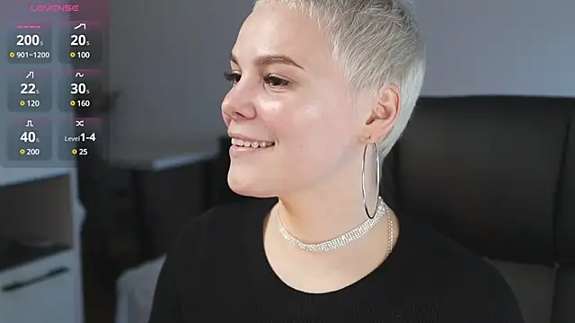 LikaBerry1 online show from February 2025 06:43:01 PM