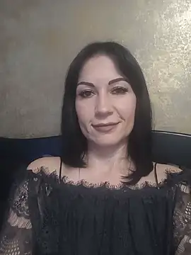 FireLily332 online show from January 2025 04:27:01 PM