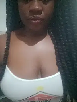 Snapshot of juliete03 chatting on December 2024 10:05:02 PM juliete03 online show from December 2024 10:05:02 PM