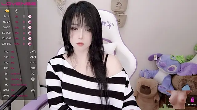 Vaness-a online show from January 2025 08:50:02 PM