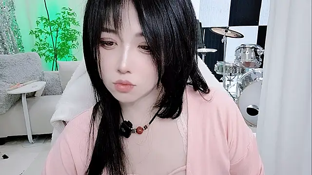 Snapshot of Vaness-a chatting on December 2025 05:14:01 AM Vaness-a online show from December 2025 05:14:01 AM