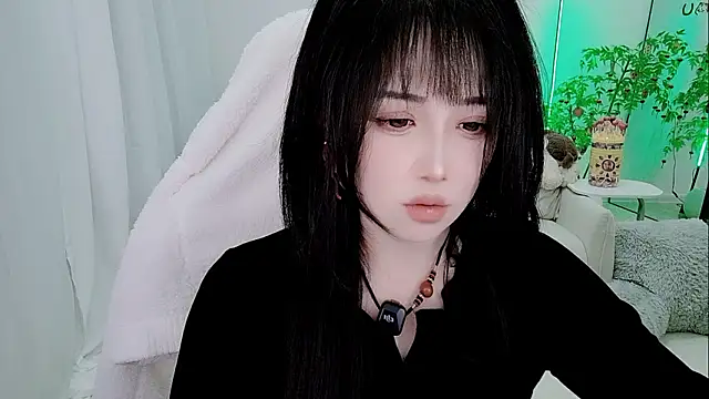 Snapshot of Vaness-a chatting on February 2026 04:45:02 PM Vaness-a online show from February 2026 04:45:02 PM