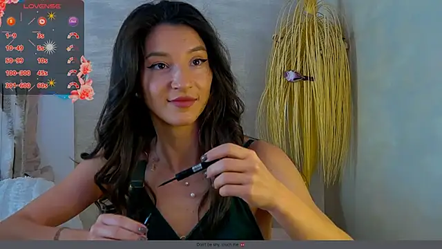 Snapshot of tayakayan chatting on September 2025 07:32:01 AM tayakayan online show from September 2025 07:32:01 AM