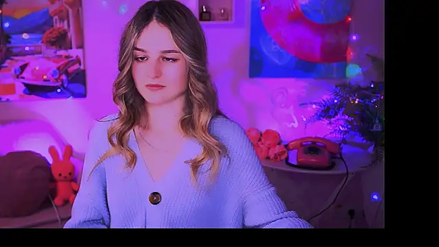 Snapshot of DeboraLarson chatting on February 2025 08:11:01 AM DeboraLarson online show from February 2025 08:11:01 AM