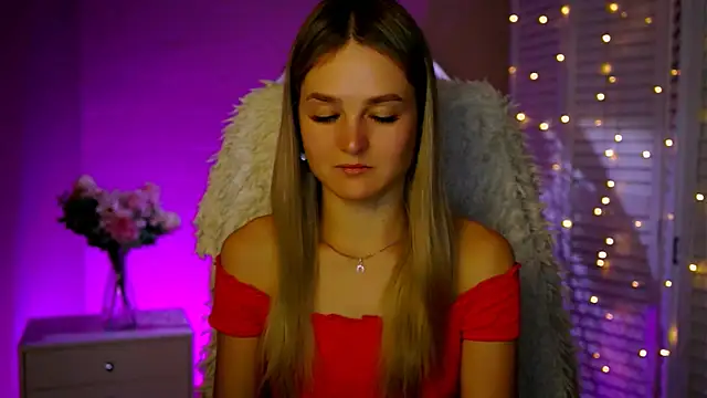 DeboraLarson online show from November 2025 03:38:01 AM