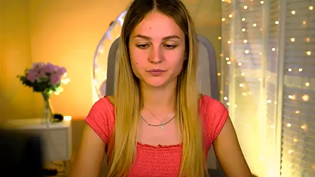 DeboraLarson online show from July 2026 02:39:01 AM