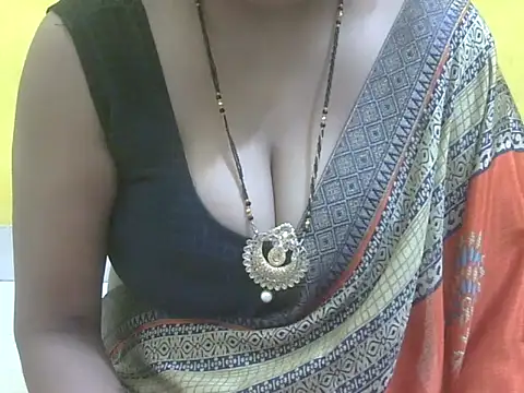 Snapshot of HOT-SEEMAA chatting on June 2026 02:49:02 AM HOT-SEEMAA online show from June 2026 02:49:02 AM