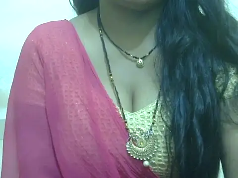 Snapshot of HOT-SEEMAA chatting on June 2026 05:04:01 PM HOT-SEEMAA online show from June 2026 05:04:01 PM