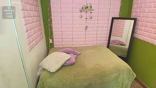 Bonnieshyy online show from January 2025 02:05:01 PM