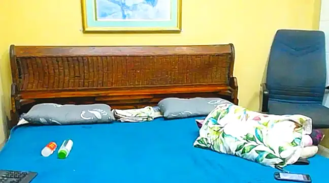 Snapshot of veronica1xxx chatting on January 2025 10:12:02 PM veronica1xxx online show from January 2025 10:12:02 PM