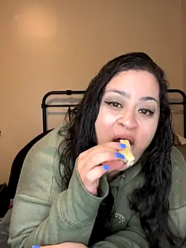 Snapshot of tillymarie34 chatting on November 2025 04:11:02 AM tillymarie34 online show from November 2025 04:11:02 AM