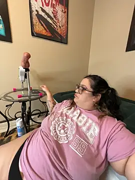 tillymarie34 online show from April 2026 03:56:01 AM