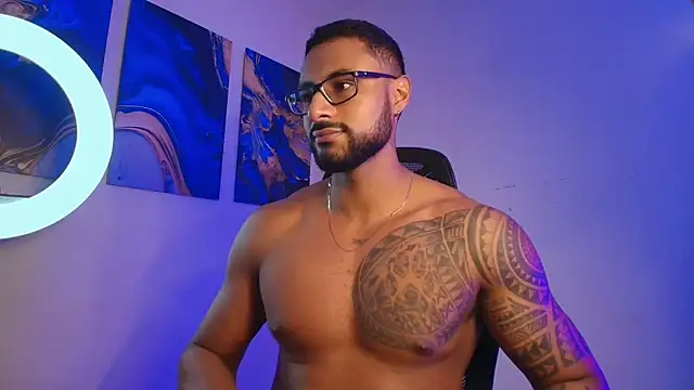 LiamGarcia1 online show from March 2026 03:28:02 PM