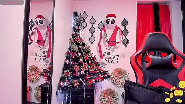 Snapshot of freyja_diamond chatting on December 2024 03:05:02 AM freyja diamond online show from December 2024 03:05:02 AM