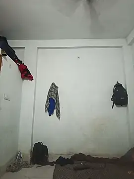 Snapshot of pintuS40 chatting on March 2025 01:43:02 AM pintuS40 online show from March 2025 01:43:02 AM