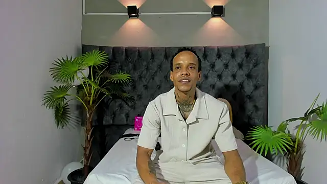 Snapshot of Salomon_koude chatting on May 2026 04:31:01 AM Salomon koude online show from May 2026 04:31:01 AM