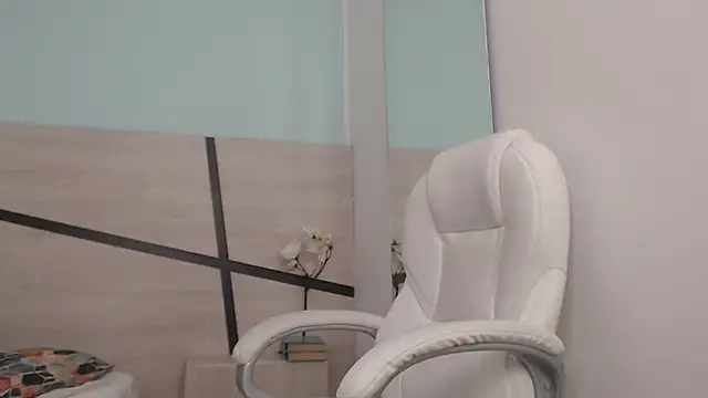 Snapshot of sussy_leon chatting on January 2025 06:32:01 PM sussy leon online show from January 2025 06:32:01 PM