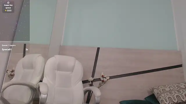 Snapshot of sussy_leon chatting on March 2025 07:18:01 PM sussy leon online show from March 2025 07:18:01 PM