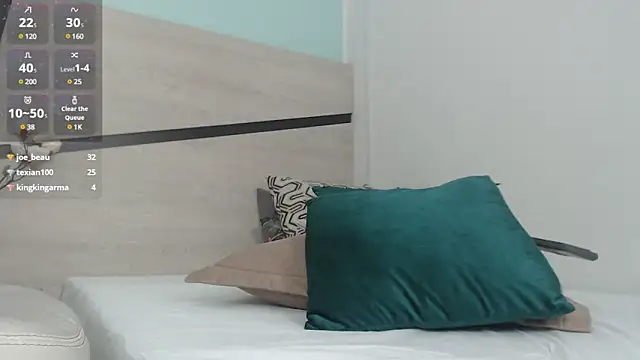 Snapshot of sussy_leon chatting on March 2025 03:40:01 PM sussy leon online show from March 2025 03:40:01 PM