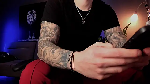 uptomatty online show from February 2026 09:07:01 PM