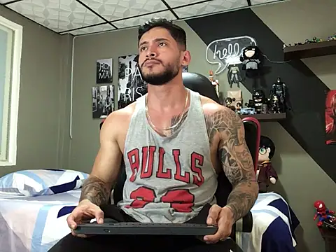 marcel crawford96 online show from March 2025 02:53:02 PM