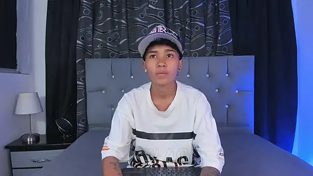 Snapshot of nova_sex01 chatting on March 2025 03:32:01 AM nova sex01 online show from March 2025 03:32:01 AM