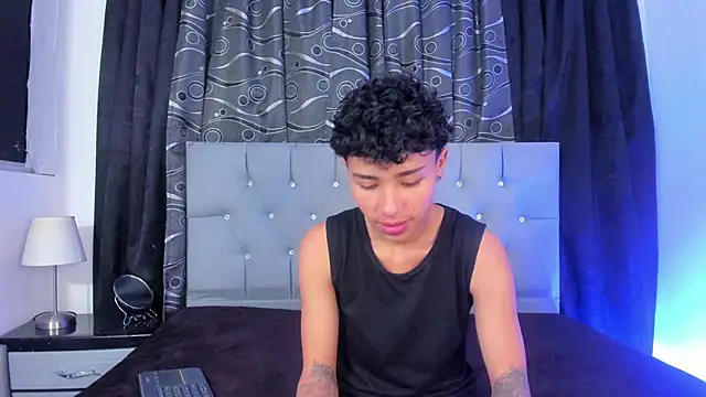 Snapshot of nova_sex01 chatting on March 2025 01:27:02 AM nova sex01 online show from March 2025 01:27:02 AM