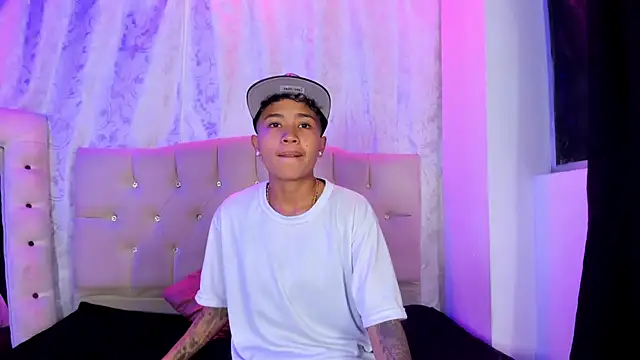 Snapshot of nova_sex01 chatting on November 2025 02:01:02 AM nova sex01 online show from November 2025 02:01:02 AM