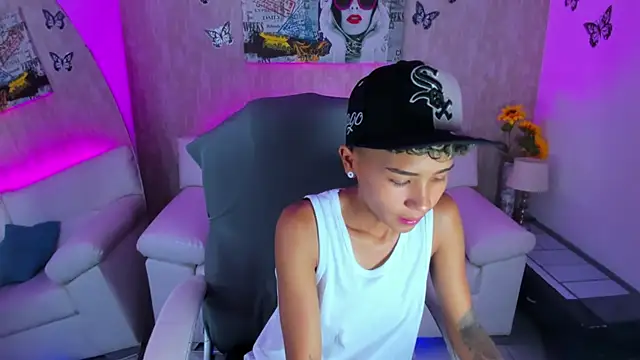 Snapshot of nova_sex01 chatting on December 2025 05:46:02 AM nova sex01 online show from December 2025 05:46:02 AM