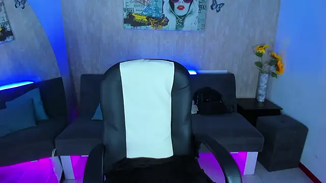 nova sex01 online show from March 2026 04:40:02 AM