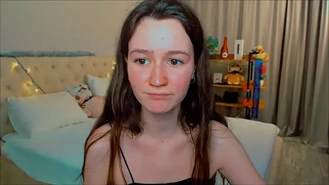 Snapshot of ameli_moon chatting on December 2024 02:38:01 PM ameli moon online show from December 2024 02:38:01 PM