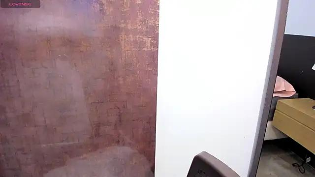 zoi jazmin online show from January 2026 08:01:02 PM