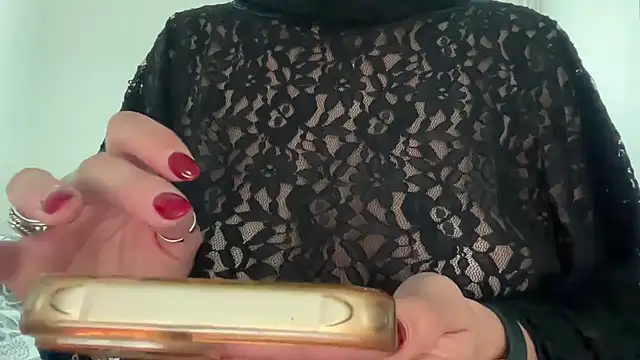 Serena 4you online show from October 2025 04:19:01 PM