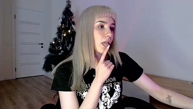 Princess Shy    online show from February 2025 02:38:02 PM