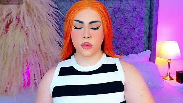 Snapshot of astridjonness chatting on October 2025 01:56:01 AM astridjonness online show from October 2025 01:56:01 AM