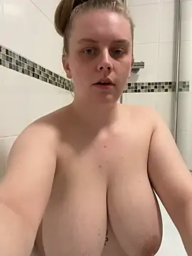 Snapshot of Vixen_Mistress_Ali chatting on February 2025 07:25:02 PM Vixen Mistress Ali online show from February 2025 07:25:02 PM