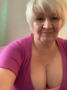 Laura Millf online show from January 2025 10:10:02 AM