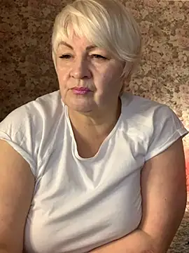 Laura Millf online show from March 2025 07:17:01 PM