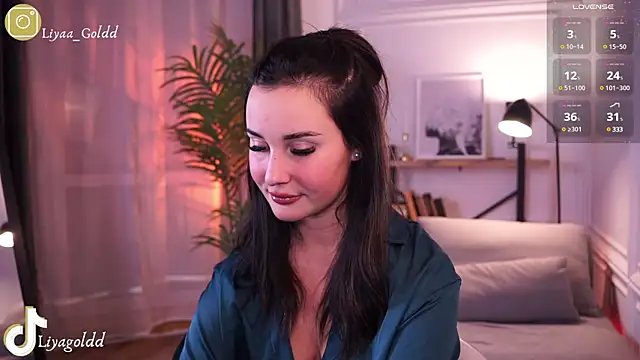 Snapshot of Liya_Gold_ chatting on December 2024 05:51:02 PM Liya Gold  online show from December 2024 05:51:02 PM