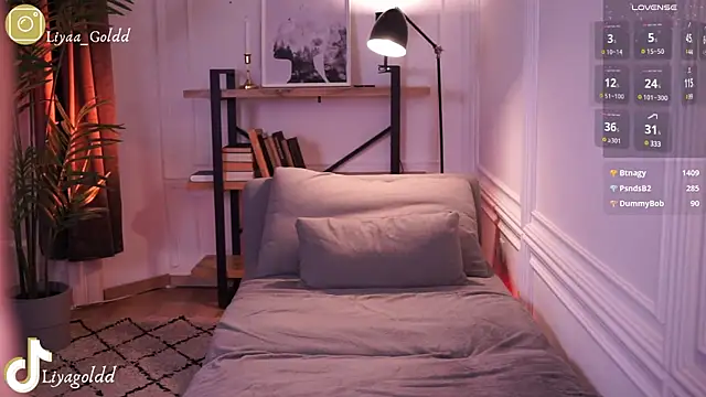 Snapshot of Liya_Gold_ chatting on December 2024 04:38:01 PM Liya Gold  online show from December 2024 04:38:01 PM