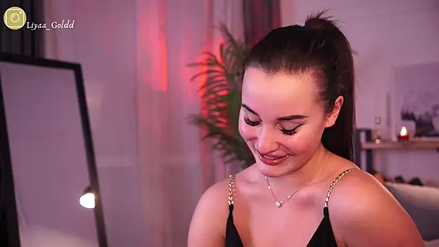 Snapshot of Liya_Gold_ chatting on February 2025 09:33:02 PM Liya Gold  online show from February 2025 09:33:02 PM