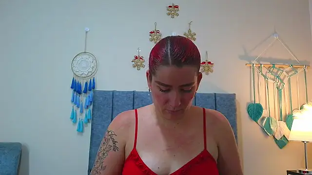 Snapshot of PamelaMK chatting on November 2025 11:34:02 AM PamelaMK online show from November 2025 11:34:02 AM